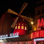 Paris. Montmartre. Mouline Rouge. Foto